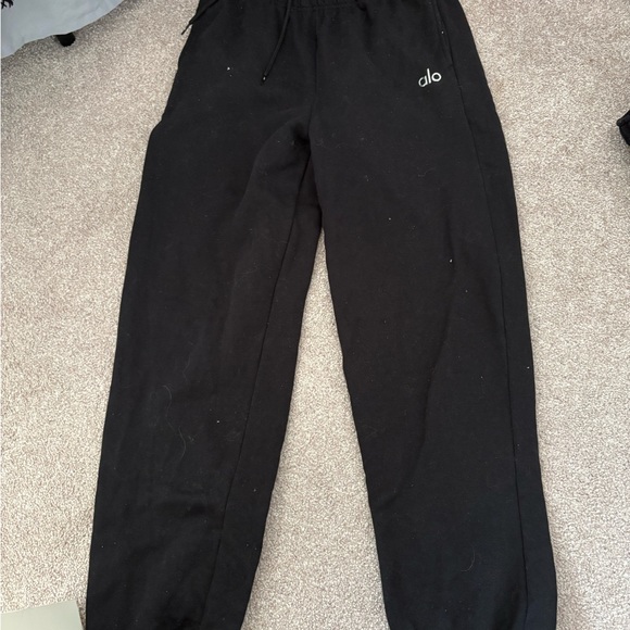 ALO Yoga Pants - ALO Yoga Black Sweatpants